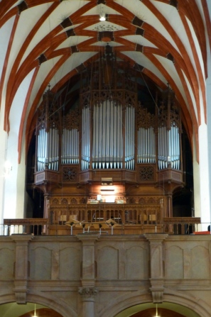 Figure 5: Pipe organ in Thomaskirche.